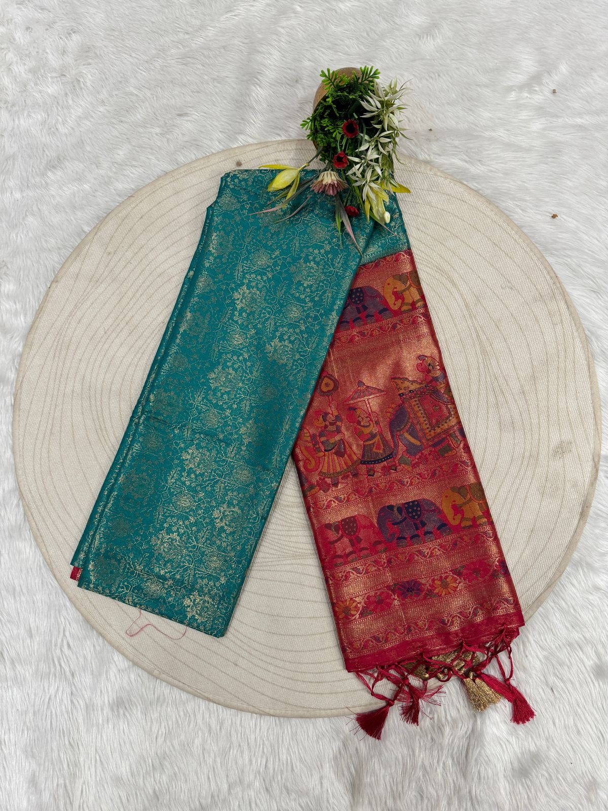 β¨ Elegant Dual-Tone Kanjivaram Silk Saree with Designer Pallu | Traditional Yet Trendy π