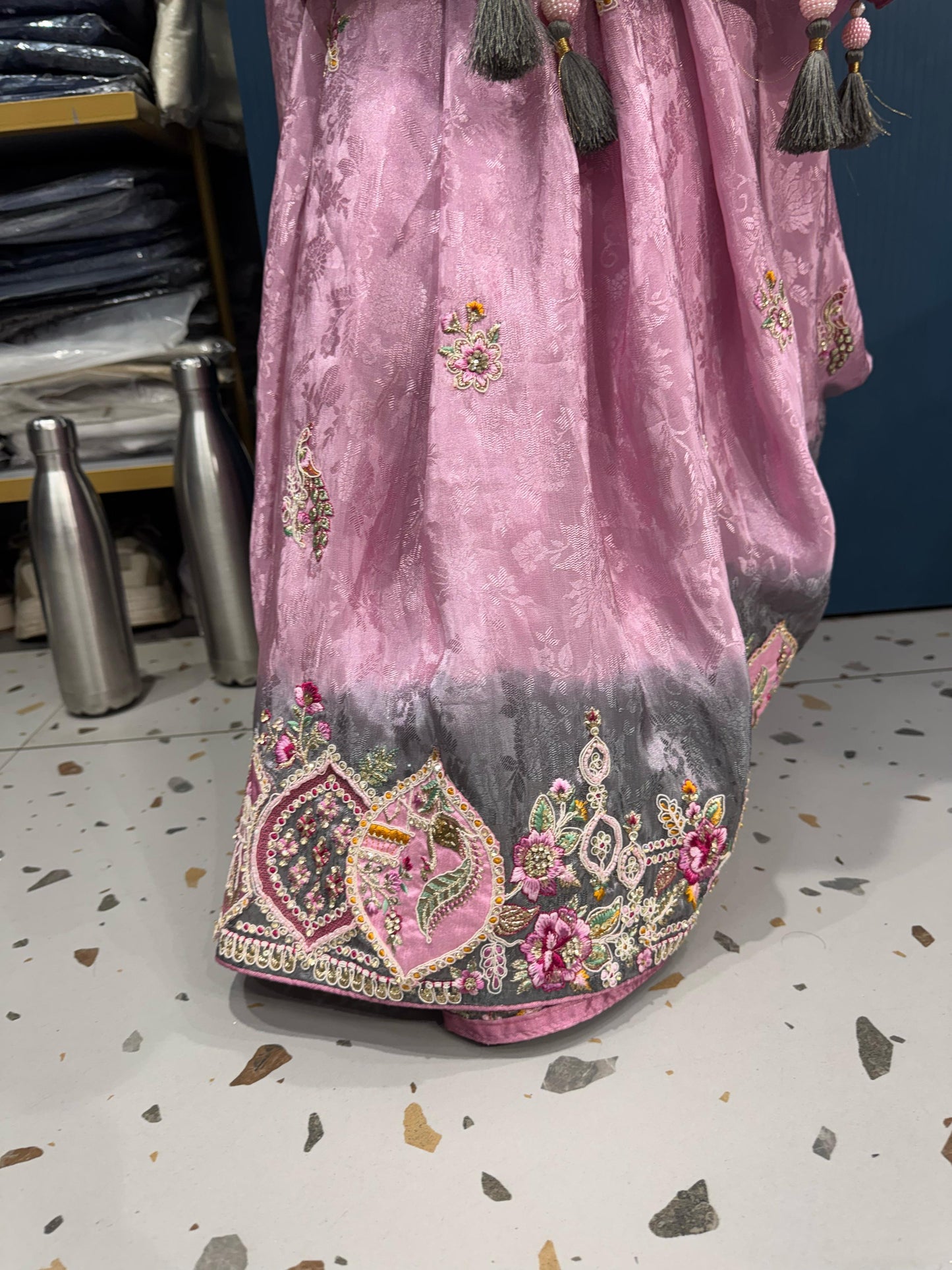 β¨ Elegant Two-Tone Designer Saree π« | Heavy Border & Full Work πΈ | Butta & Patch Design for Wedding & Party Wear π