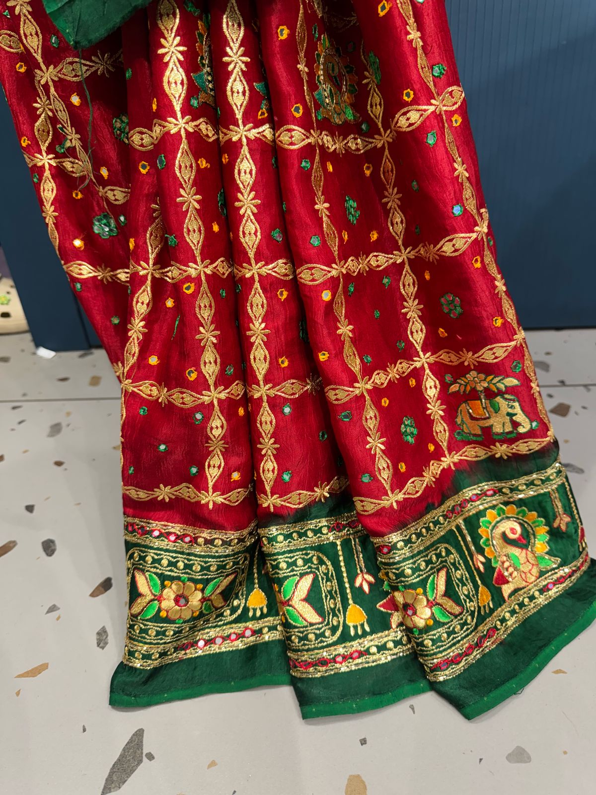 π° Bridal Gharcholu Saree in Red & Green β€οΈπ | Full Golden Zari Work β¨ | Traditional Gujarati Wedding Wear π