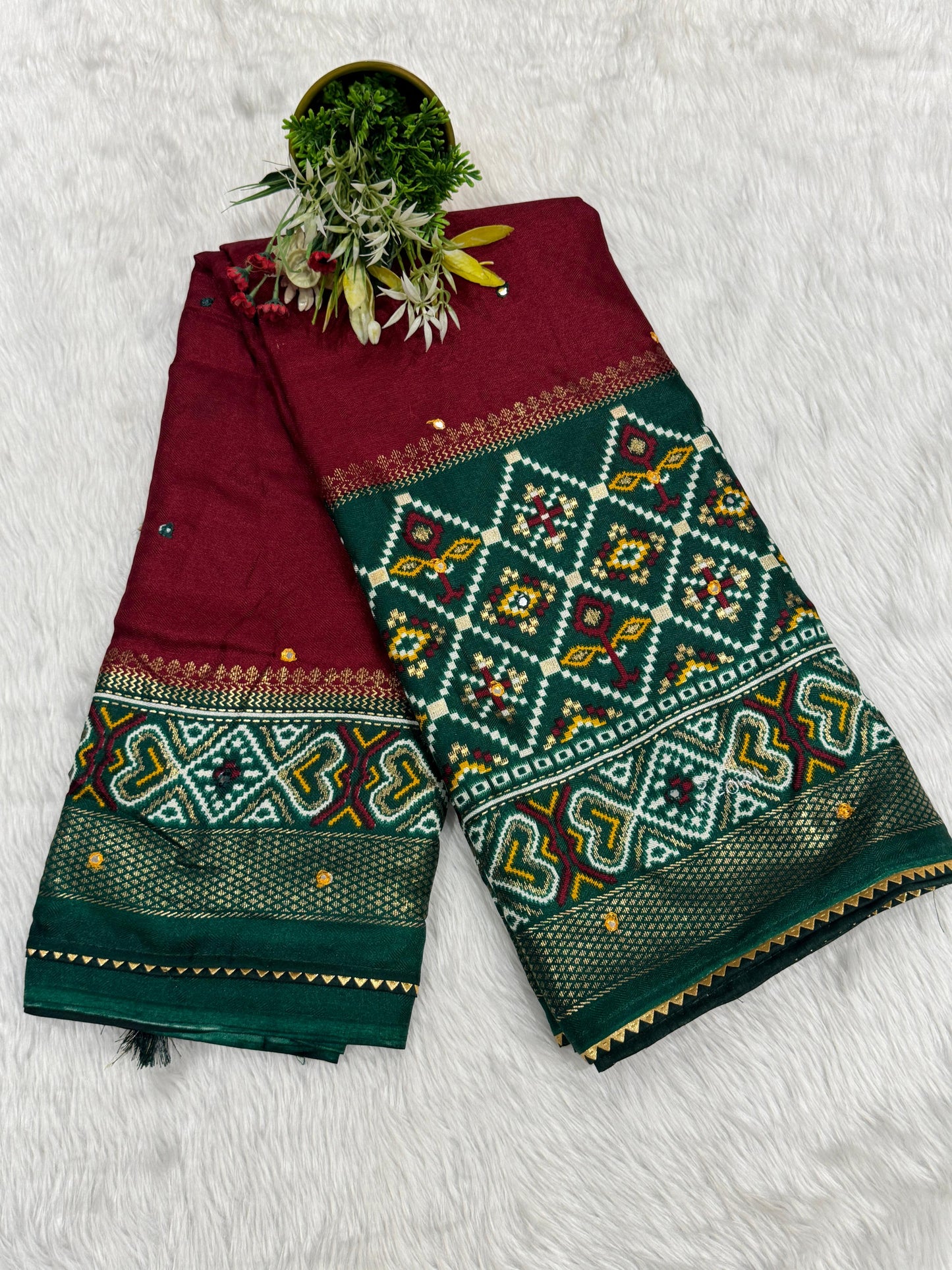 💫 Patola Style Saree with Full Pallu & Bottom Work 🧵 | Samosa-less Border ✨ | Budget-Friendly Traditional Wear 💸 | Perfect for Navratri & Festivals 💃
