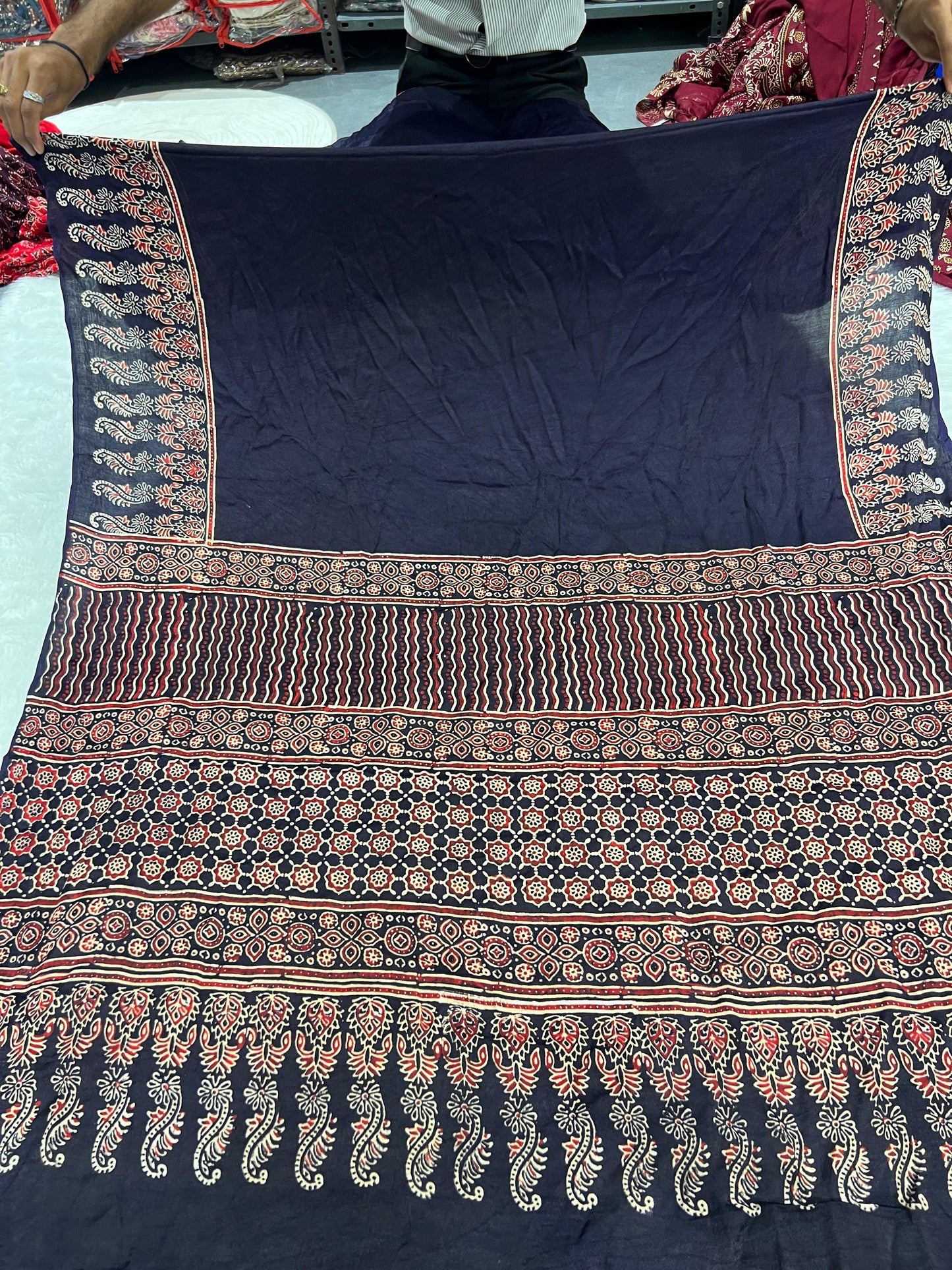 ๐งต Elegant Maroon Ajrakh Print Saree ๐ธ | Pallu with Lagdi Patto ๐ซ | Gala Border Beauty ๐ | Gujaratโs Timeless Weave ๐ฎ๐ณ