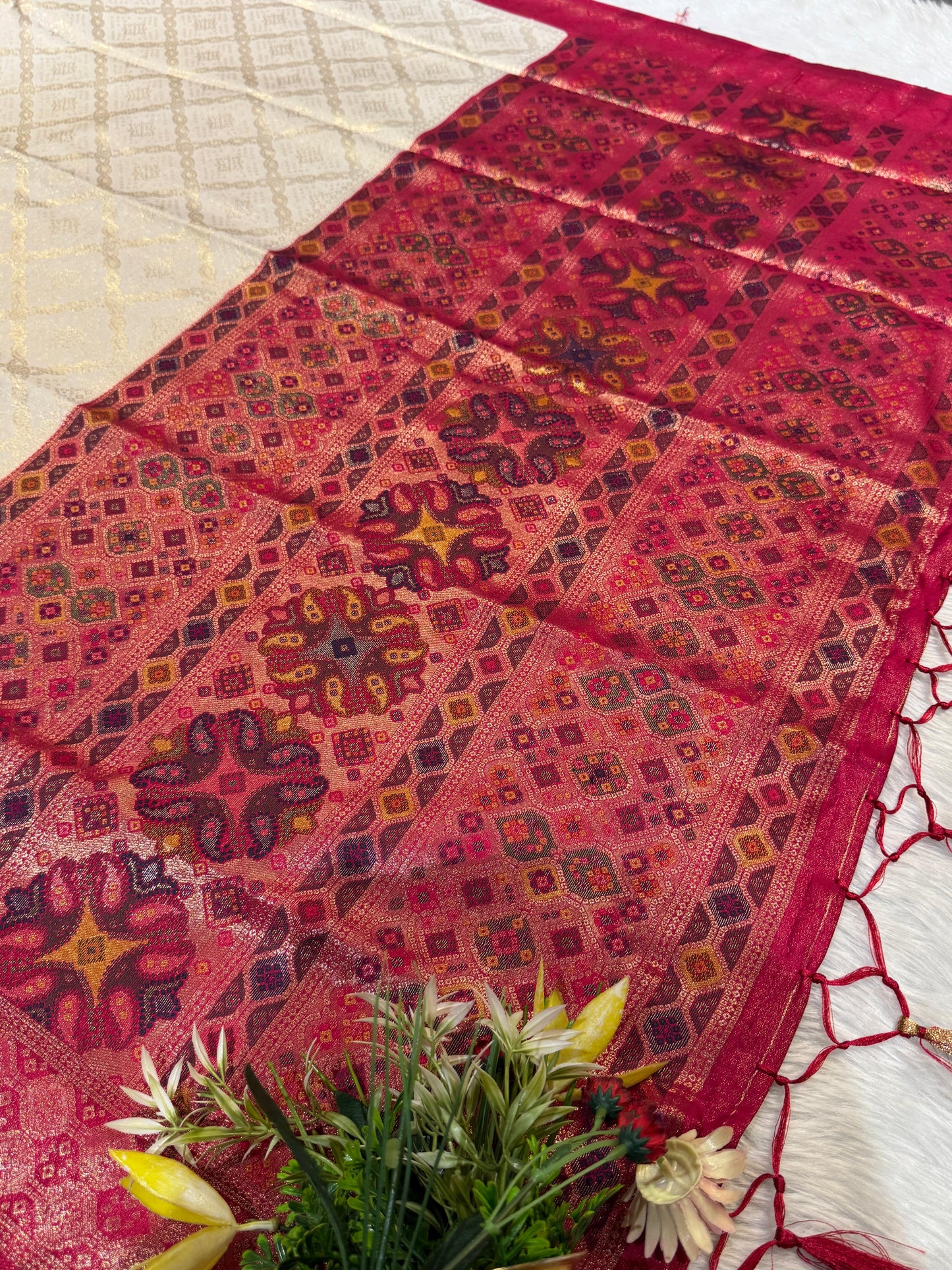 โจ Dharmavaram Soft Silk Saree ๐ | Dual Tone Beauty ๐ | Handwoven Pallu with Latkan ๐ซ | Festive Must-Have ๐