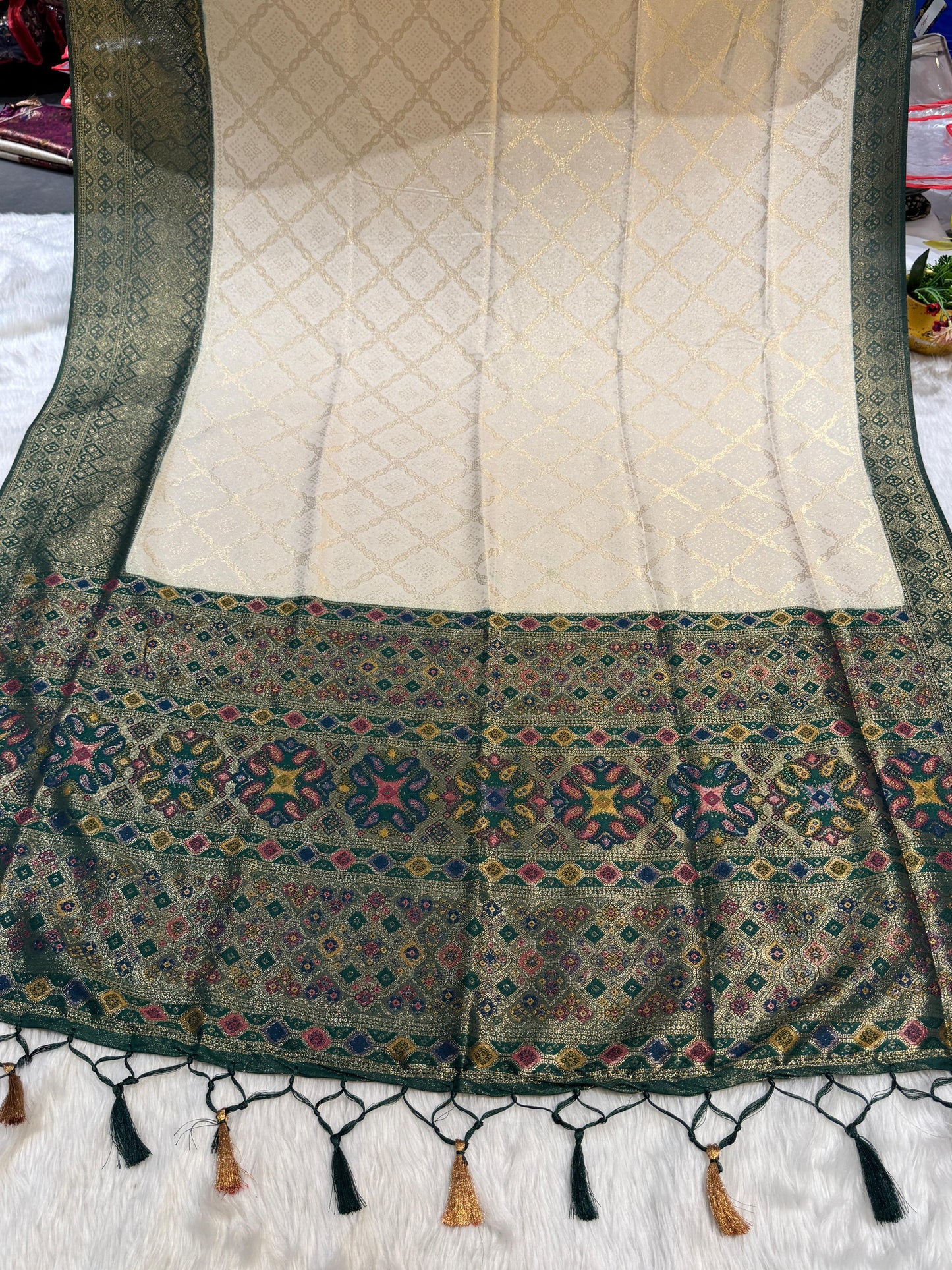 โจ Dharmavaram Soft Silk Saree ๐ | Dual Tone Beauty ๐ | Handwoven Pallu with Latkan ๐ซ | Festive Must-Have ๐