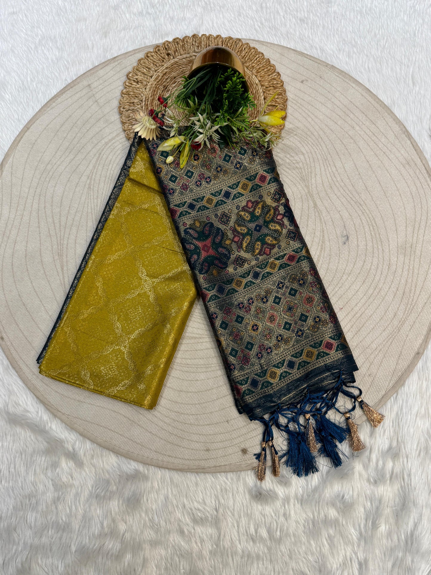 โจ Dharmavaram Soft Silk Saree ๐ | Dual Tone Beauty ๐ | Handwoven Pallu with Latkan ๐ซ | Festive Must-Have ๐