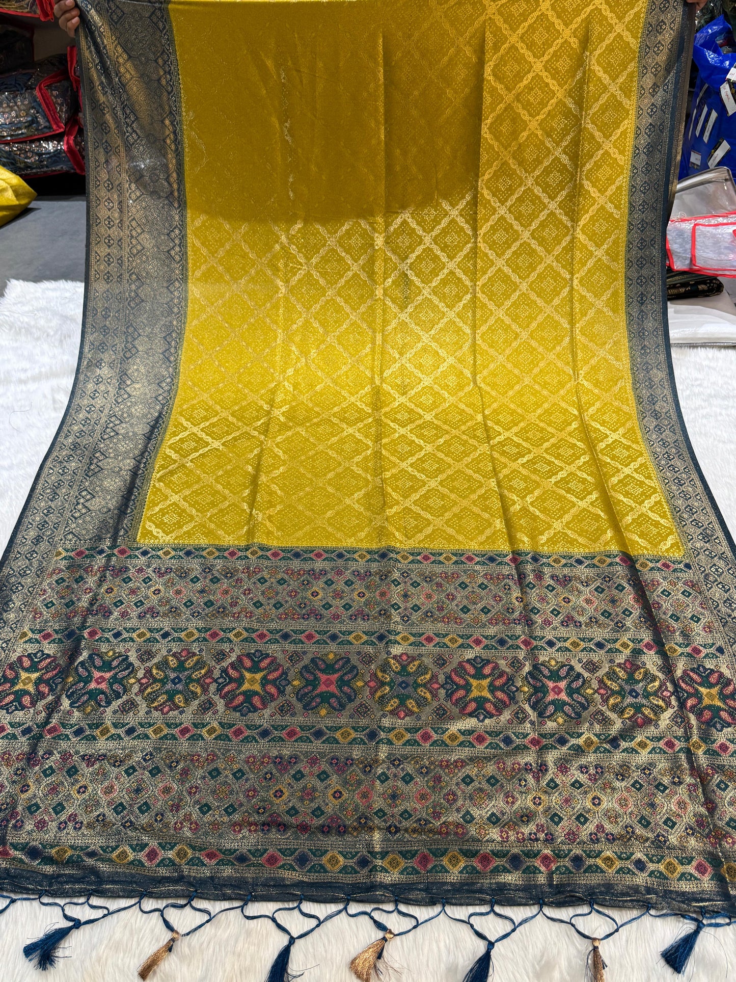โจ Dharmavaram Soft Silk Saree ๐ | Dual Tone Beauty ๐ | Handwoven Pallu with Latkan ๐ซ | Festive Must-Have ๐