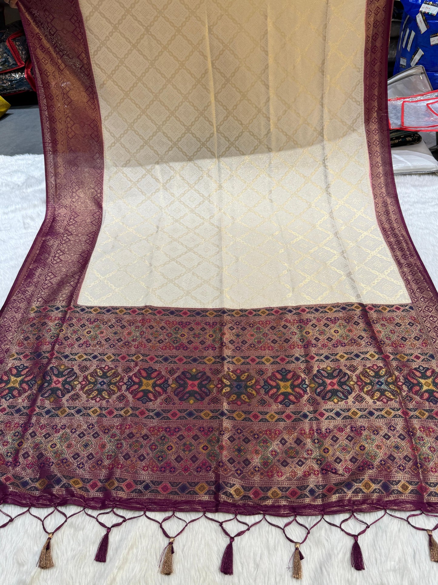 โจ Dharmavaram Soft Silk Saree ๐ | Dual Tone Beauty ๐ | Handwoven Pallu with Latkan ๐ซ | Festive Must-Have ๐