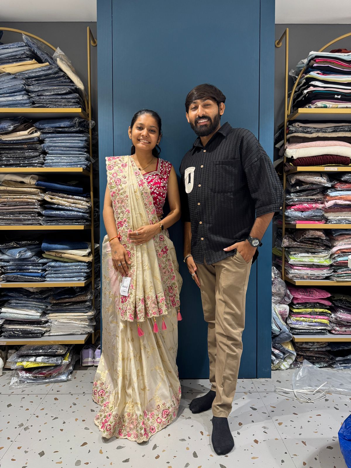 β¨ Elegant Organza Party Wear Saree with Embroidered Floral Border & Blouse | Wedding & Festive Saree by Shagun Sarees πΈπ«