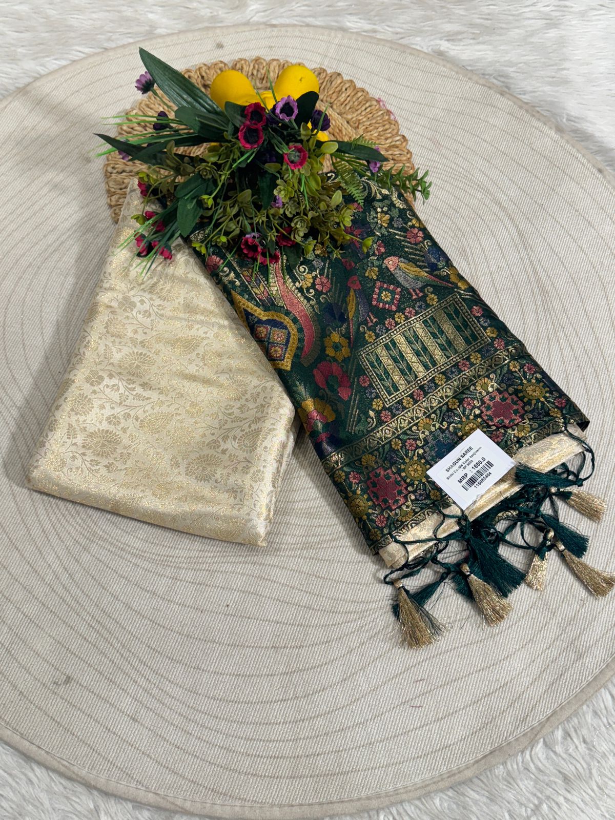 Traditional Kanjivaram Silk Saree with Rich Zari Pallu – Bridal & Festive Elegance ✨🪔👑