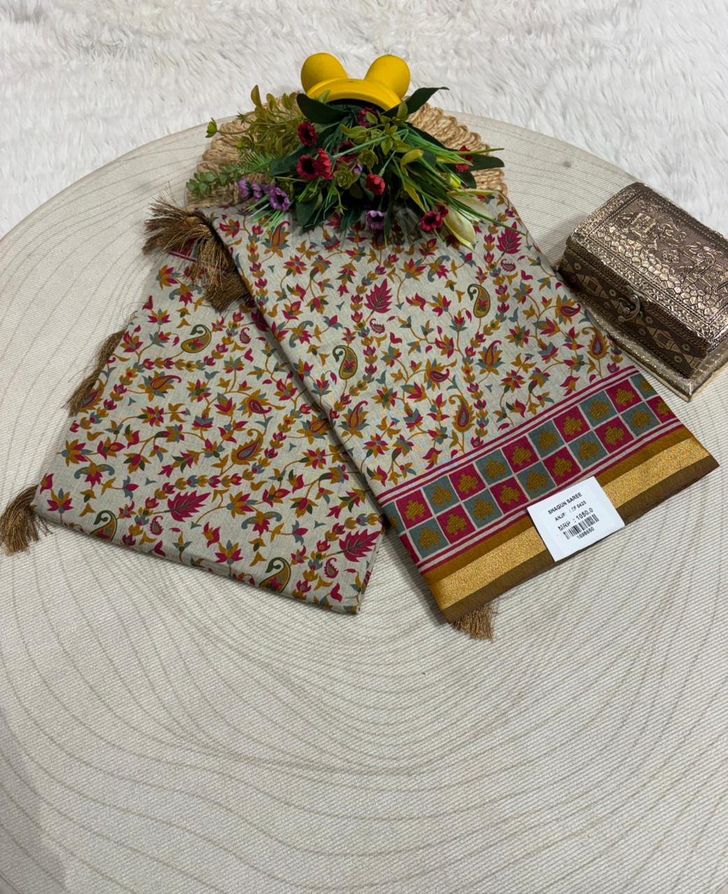 Loose Floral & Paisley Casual Sarees by Zankhi Boutique