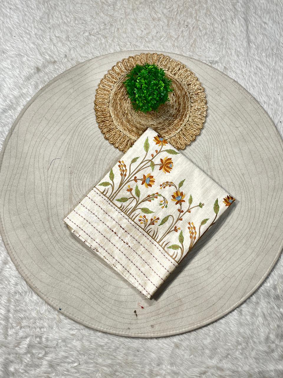 SHAGUN FASHION Off White Cotton Silk Floral Printed Saree with Tassel Pallu