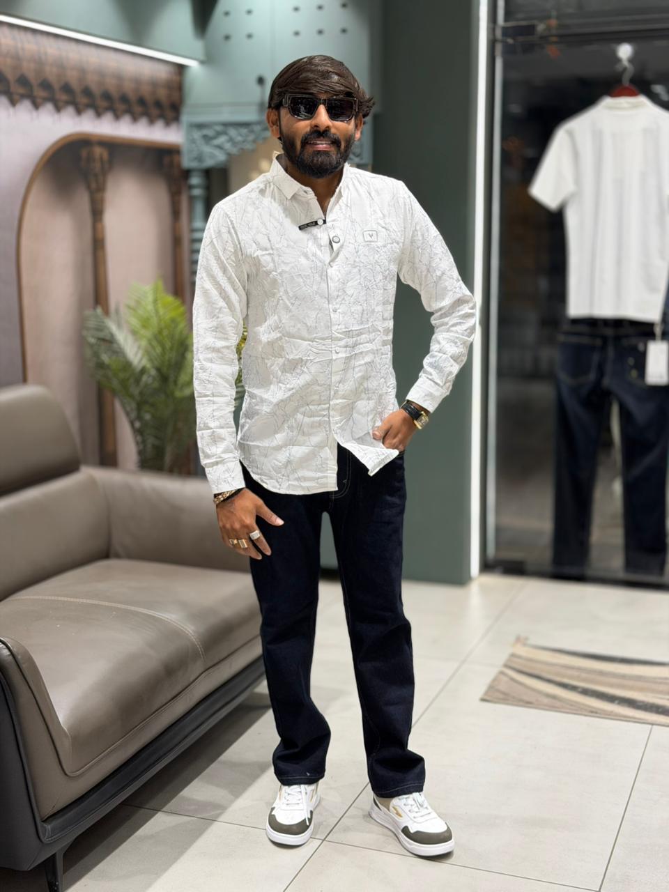Men’s Slim Fit Casual Shirt with Denim Jeans – Smart Everyday Look