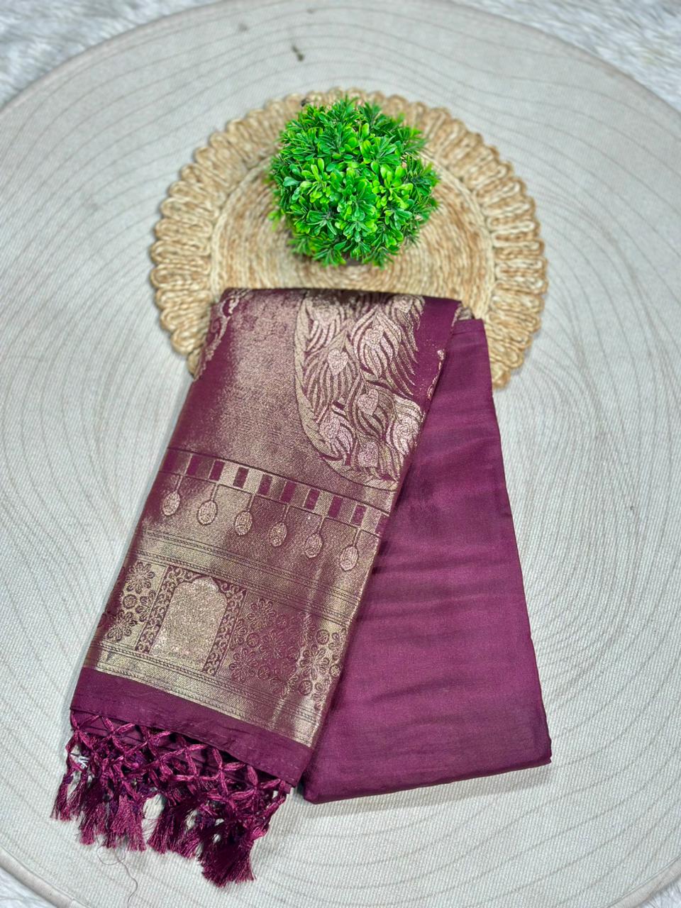 SHAGUN FASHION Premium Silk Saree with Rich Zari Border & Tassels – Elegant Festive Wear