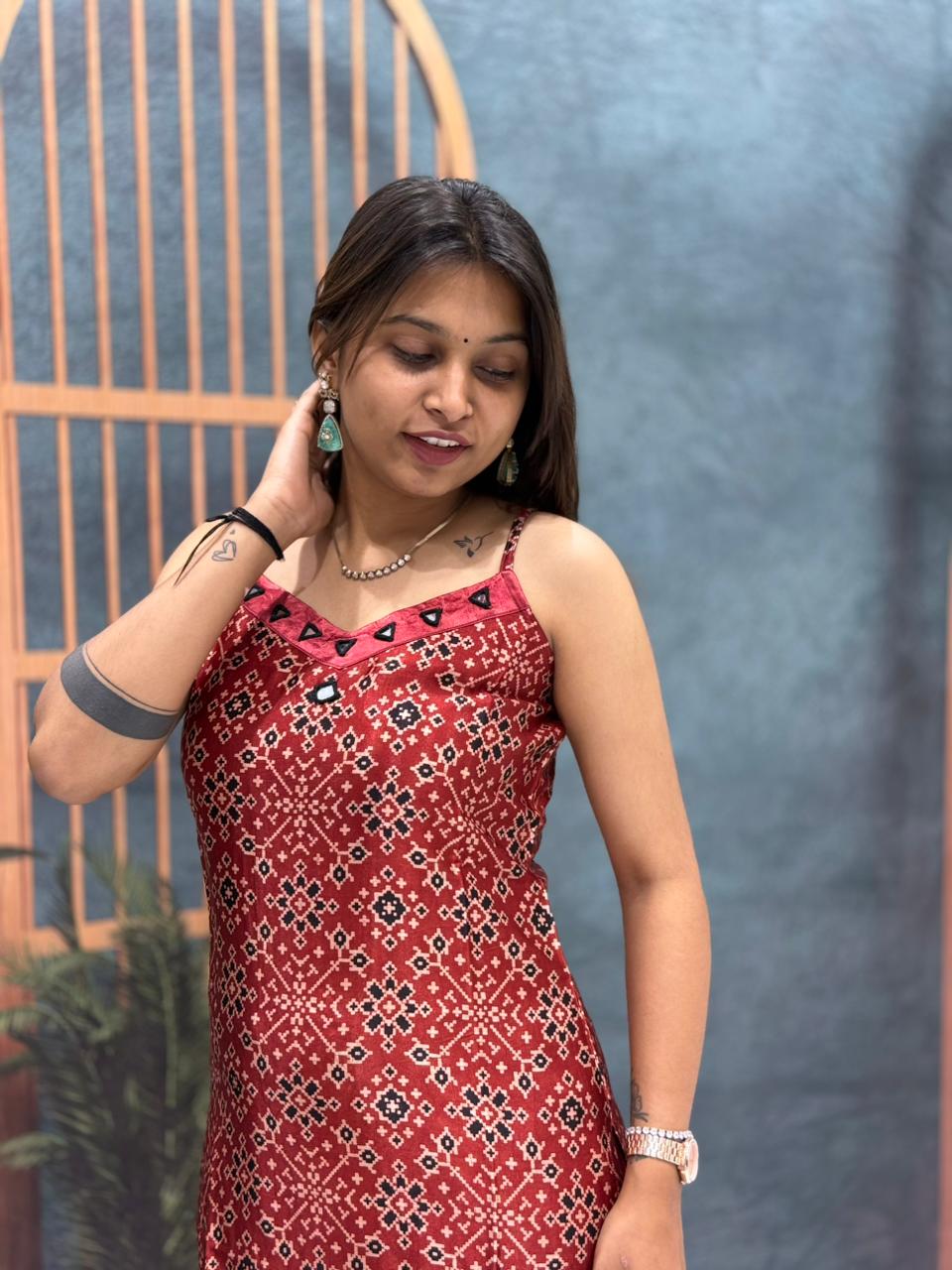 Stylish Sleeveless Printed Kurta Set – Daily Wear Trend by SHAGUN FASHION