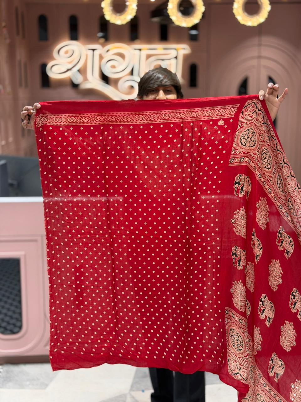 Royal Elephant Print Traditional Saree With Golden Border By SHAGUN FASHION