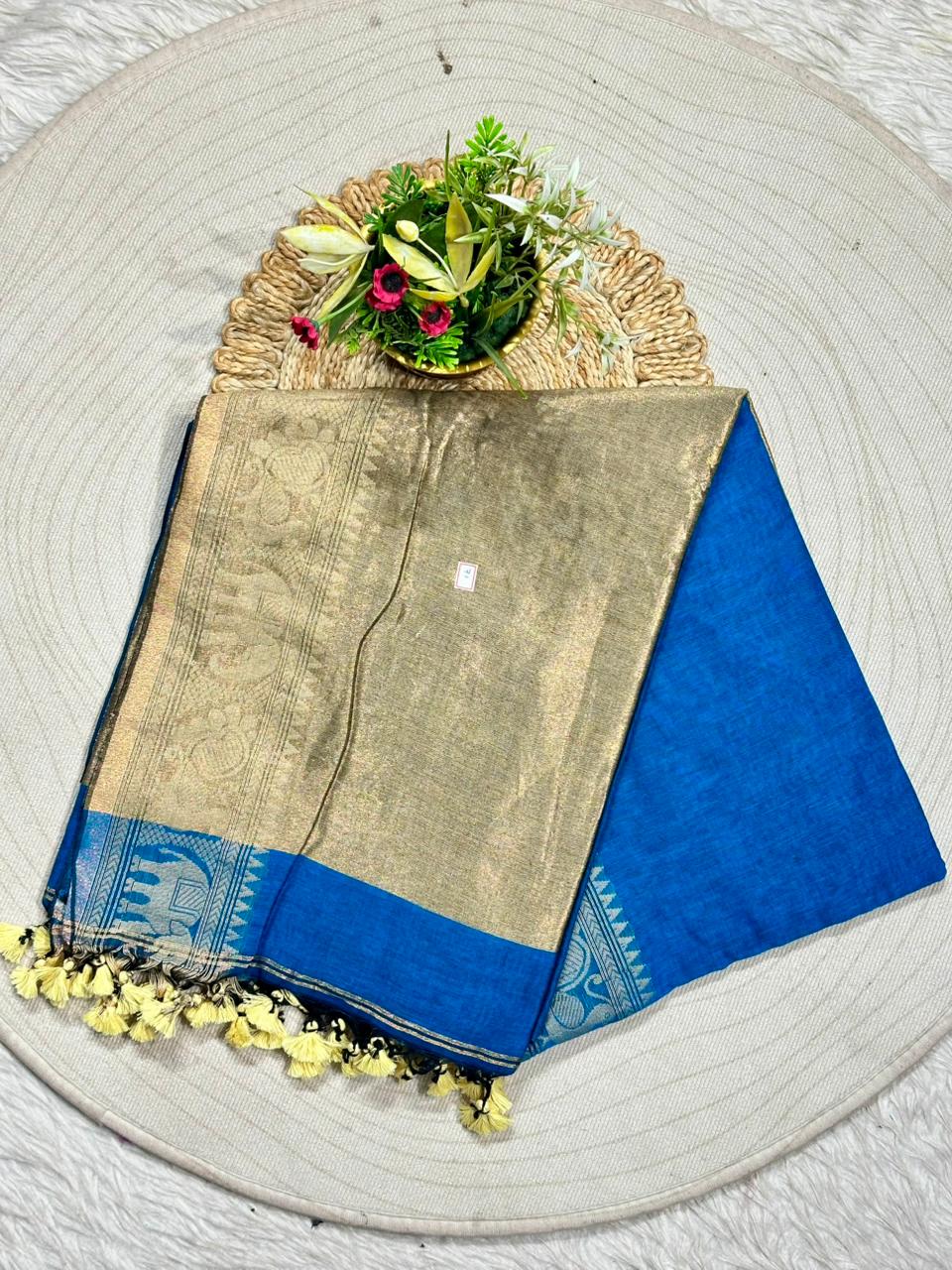 Royal Linen Cotton Silk Saree with Traditional Animal Motif Border and Tassel Pallu