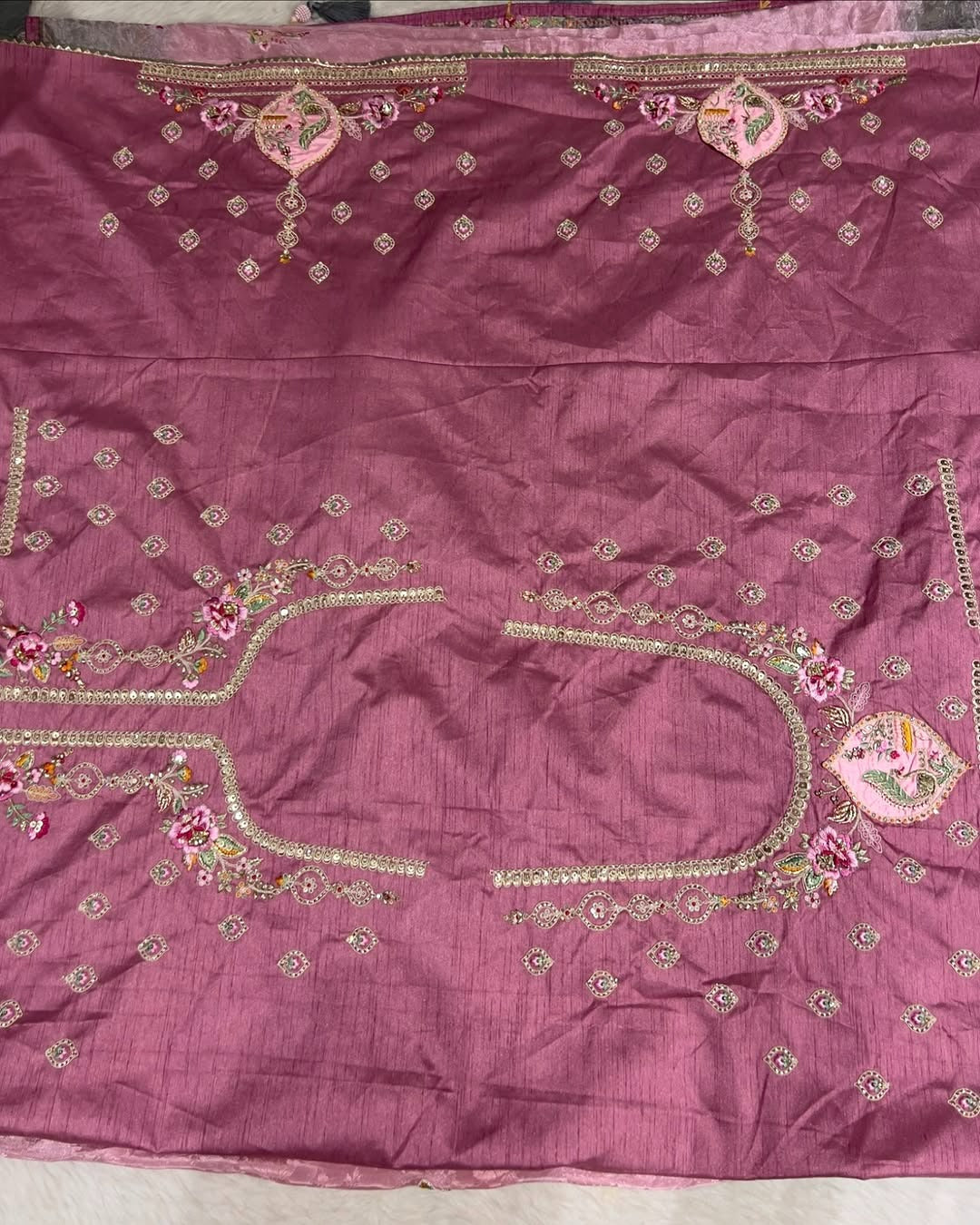 β¨ Elegant Two-Tone Designer Saree π« | Heavy Border & Full Work πΈ | Butta & Patch Design for Wedding & Party Wear π