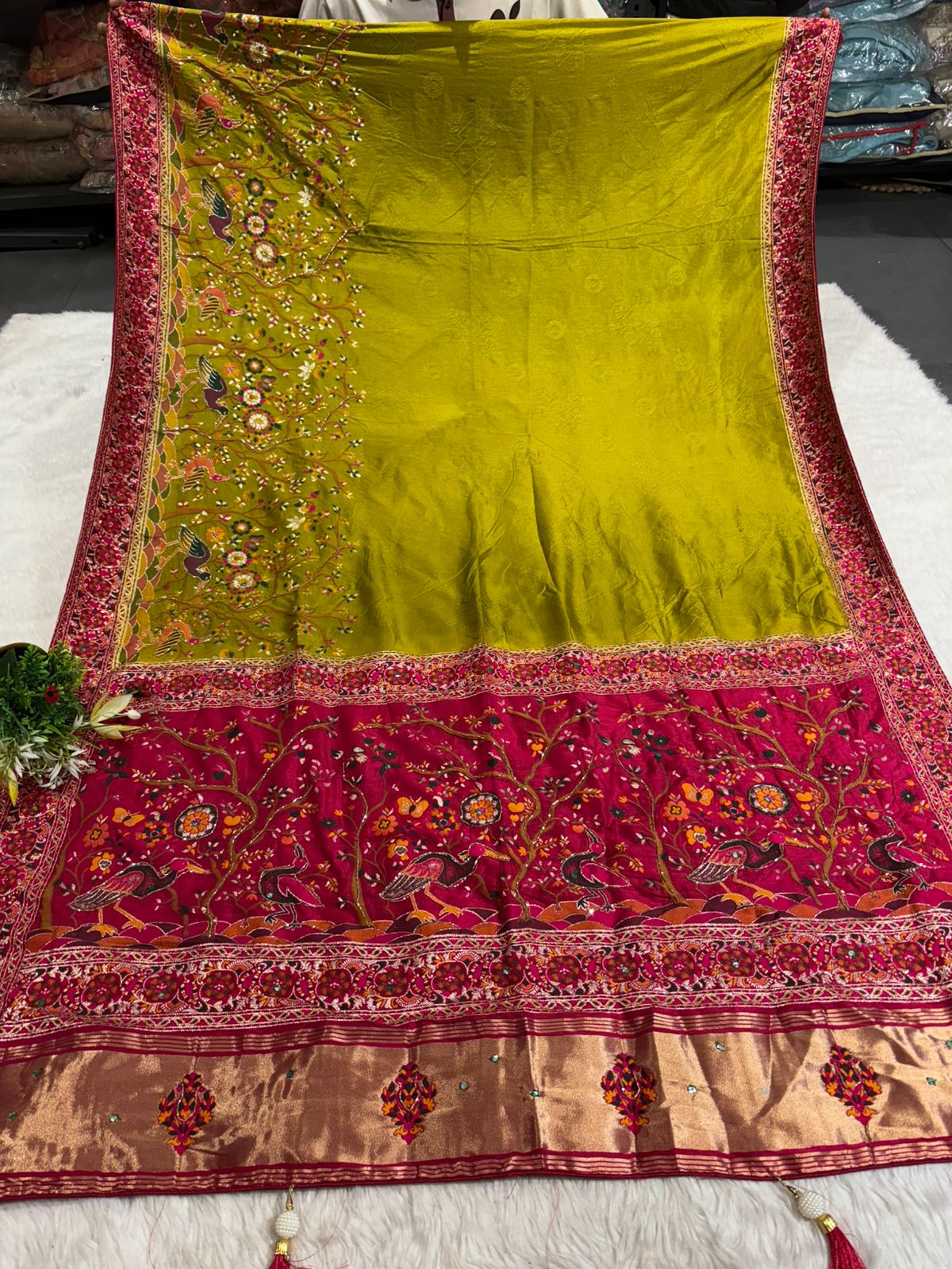 โจ Traditional Pashmina Saree with Red Maroon Pallu ๐๏ธ | Moti & Embroidery Bird Design ๐ณ | Festive & Wedding Wear ๐