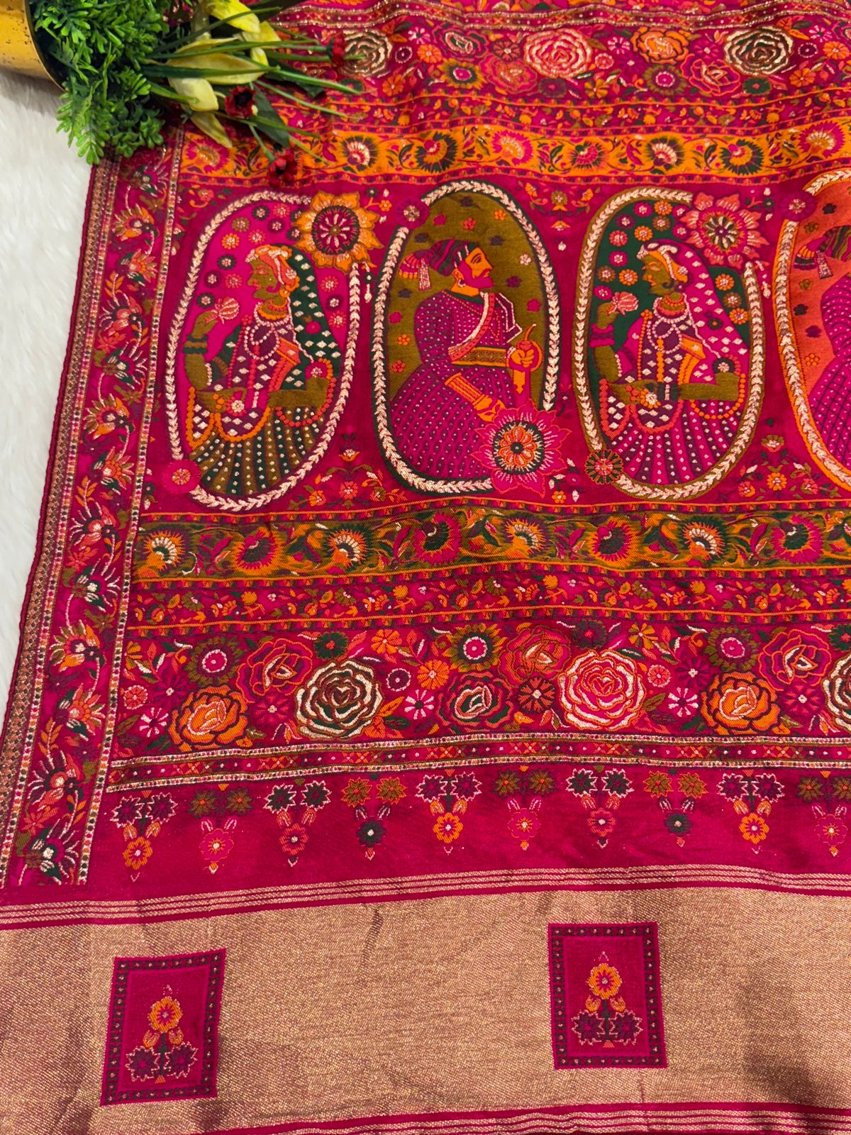 π Royal Pashmina Saree with King-Queen Pallu & Lagdi Patto | Vadivela & Floral Work | Just βΉ1850! πΈβ¨