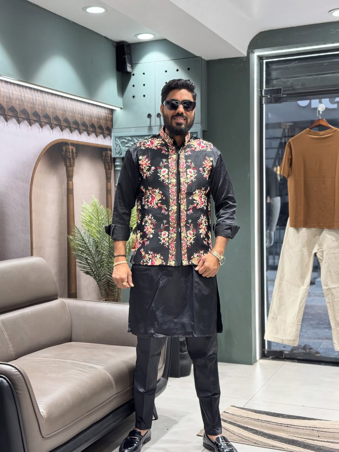 SHAGUN FASHION Kurta Set with Floral Printed Nehru Jacket – Premium Festive Wear for Men