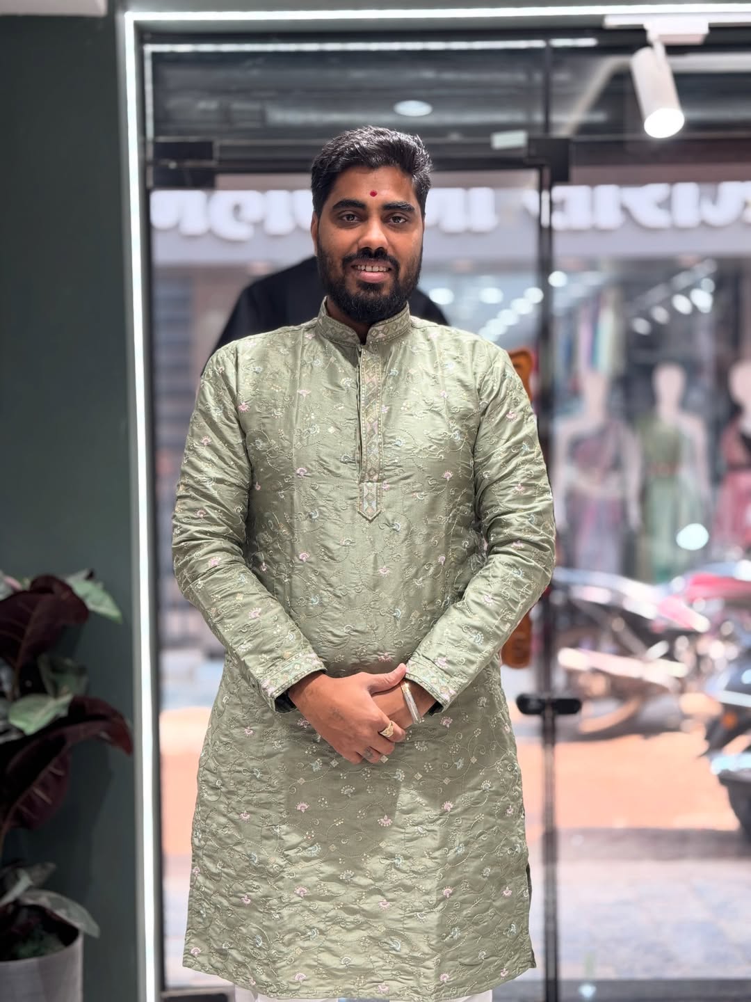 SHAGUN FASHION Embroidered Kurta for Men – Premium Festive Ethnic Wear