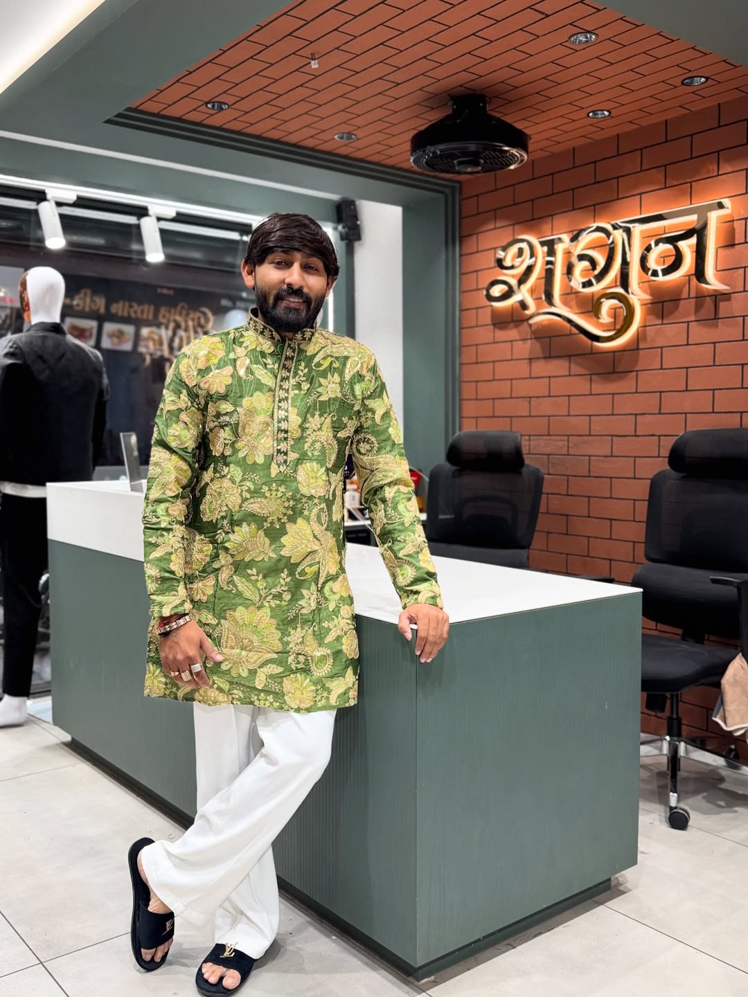 SHAGUN FASHION Men’s Premium Floral Embroidered Kurta – Festive & Wedding Wear Collection