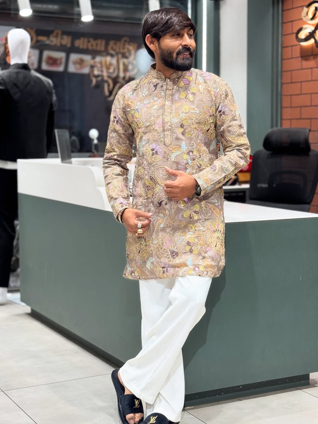 SHAGUN FASHION Men’s Premium Floral Embroidered Kurta – Festive & Wedding Wear Collection