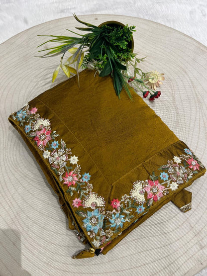 Elegant Organza Saree with Border Work & Designer Blouse🌸✨