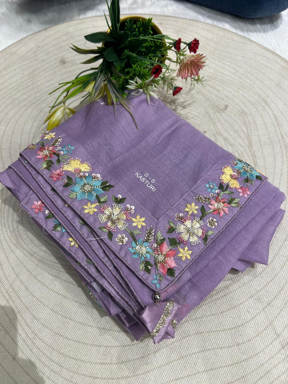 Elegant Organza Saree with Border Work & Designer Blouse🌸✨