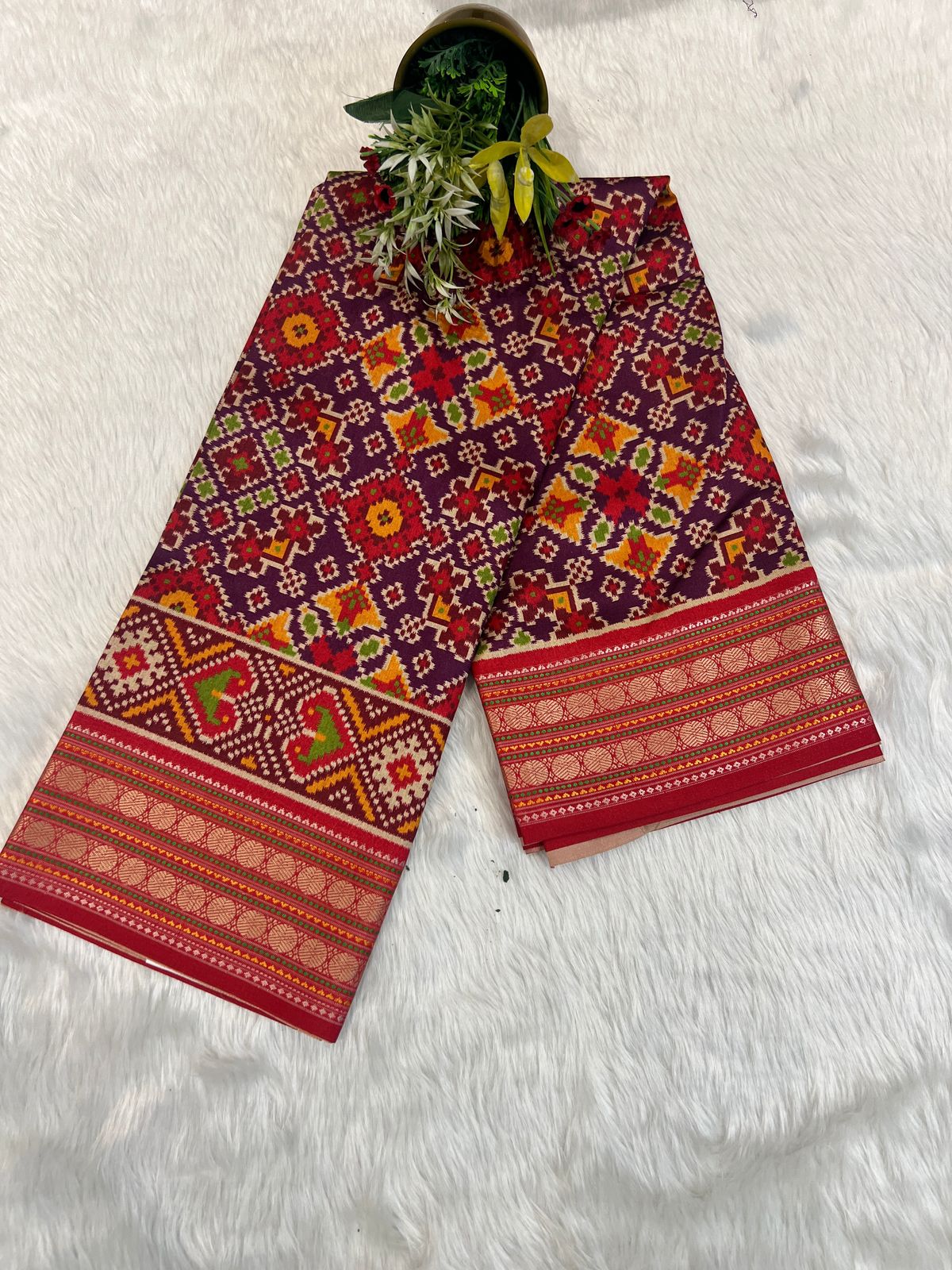 💫 Double Ikat Patola Saree with Designer Patterns | Traditional Elegance at Just ₹2050!