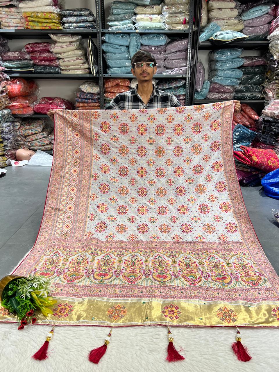 💖 Elegant Pashmina Kalamkari Saree 🌿 | Heavy Butta Work Pallu & Designer Border | Trending Gujarati Style 💫