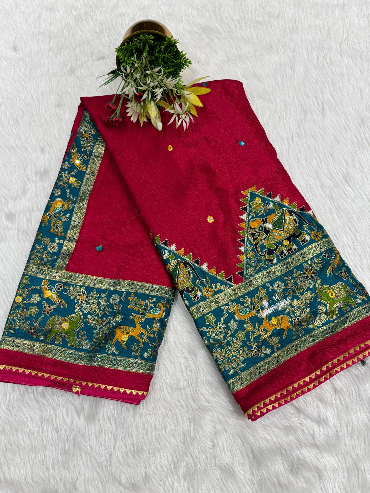 🌟 Ethnic Saree with Animal Motifs 🐘 & Mirror Work ✨ | Full Pallu & Bottom Work 💫 | Budget-Friendly with Samosa-less Border 🧵