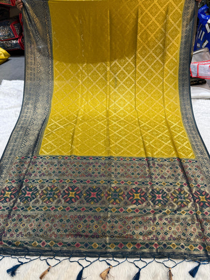 ✨ Dharmavaram Soft Silk Saree 💕 | Dual Tone Beauty 🌈 | Handwoven Pallu with Latkan 💫 | Festive Must-Have 🎉