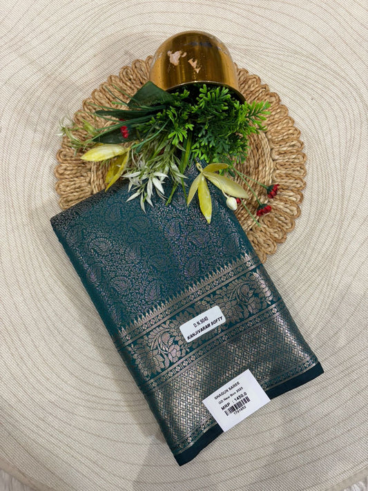 Elegant Wine Banarasi Soft Silk Saree with Zari Weaving | Wedding & Festive Wear by Shagun Sarees 👑