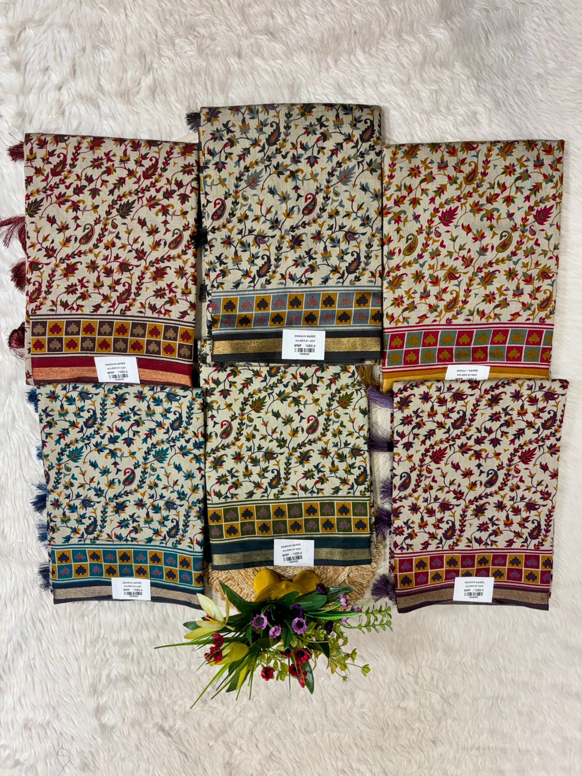 Loose Floral & Paisley Casual Sarees by Zankhi Boutique