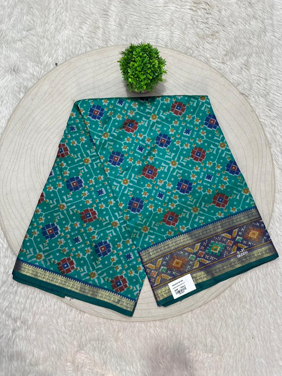 Premium Patola Silk Saree with Traditional Double Ikat Design