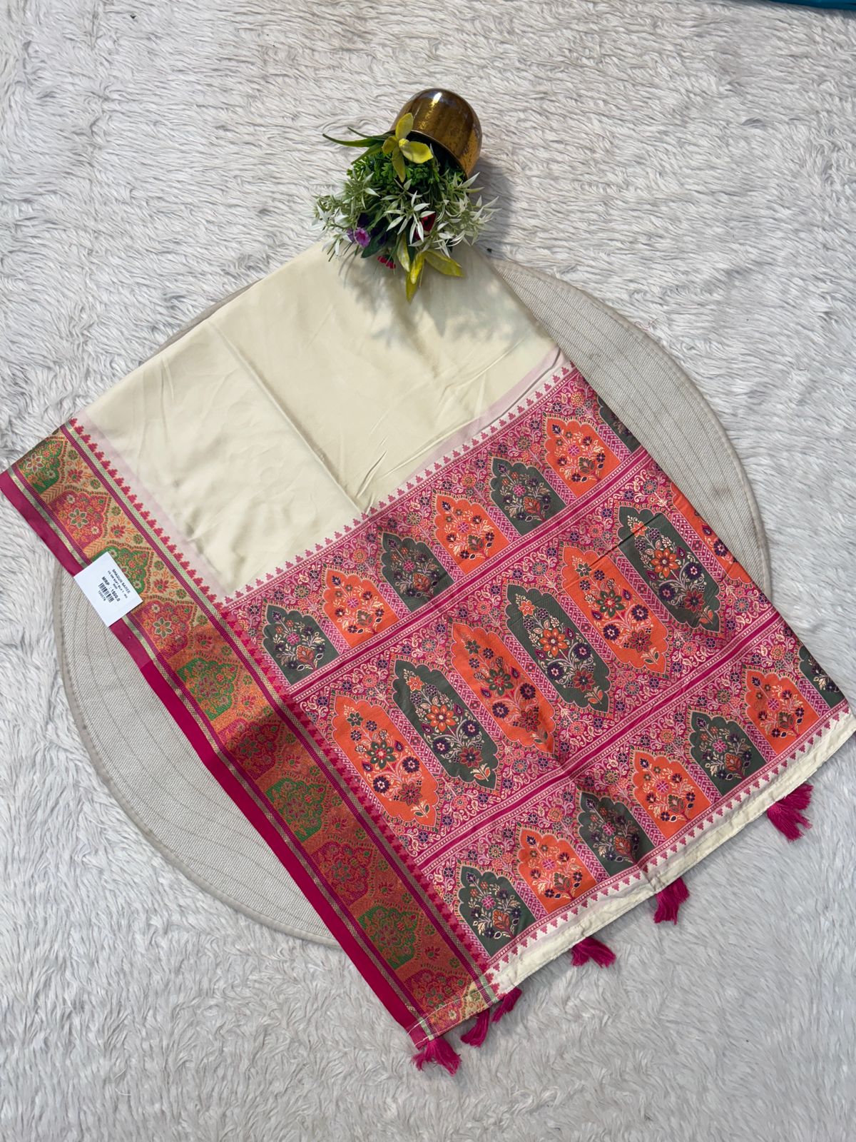 Soft Silk Patola Pallu Saree | Traditional Patola Design Saree