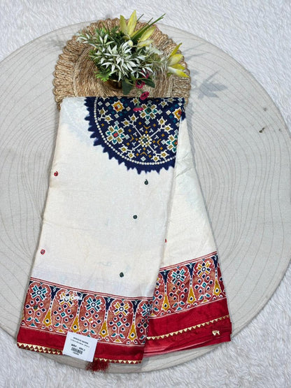 SHAGUN FASHION Traditional Printed Saree with Border & Multicolor Floral Medallions