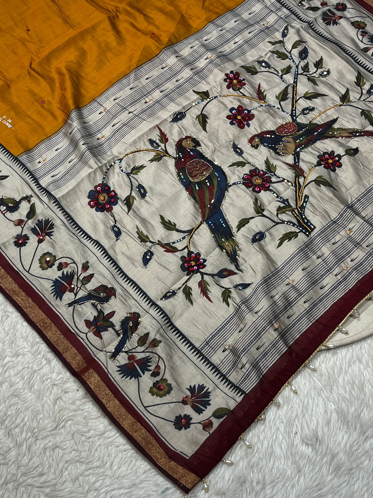 Butti Saree with Bird Print Pallu | Designer Traditional Saree – Shagun Sarees