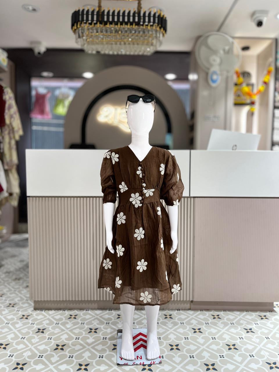 SHAGUN FASHION Floral Girls Outfit ||
