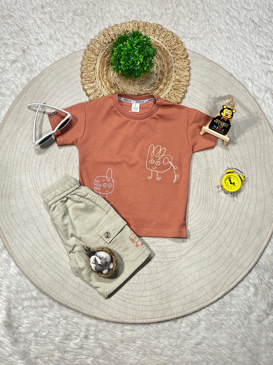 SHAGUN FASHION Cute Cartoon Print Kids Casual T-Shirt & Shorts Set