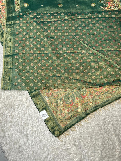 SHAGUN FASHION Silk Saree with Floral Zari Work & Designer Pallu