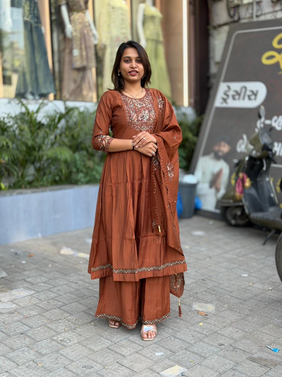 SHAGUN FASHION Handwork Kurta Set with Dupatta – Festive & Occasion Wear