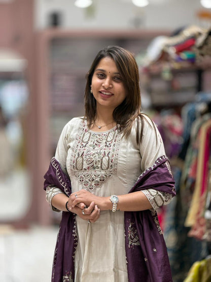 SHAGUN FASHION Handwork Kurta Set with Dupatta – Festive & Occasion Wear
