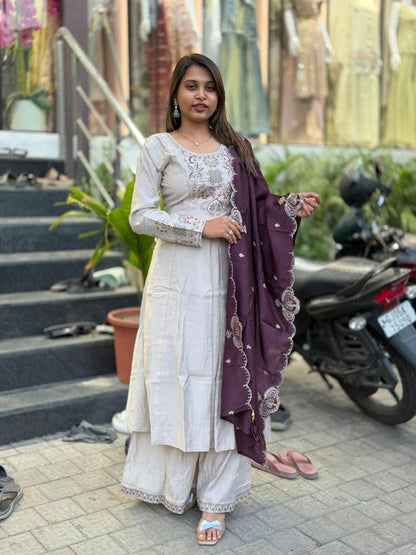 SHAGUN FASHION Embroidered Kurta Set with Palazzo & Dupatta