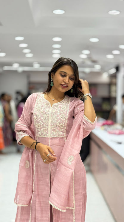 SHAGUN FASHION Embroidered Kurta Set with Dupatta