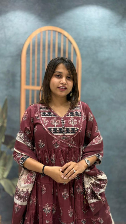 SHAGUN FASHION Maroon Printed Kurta Set with Dupatta
