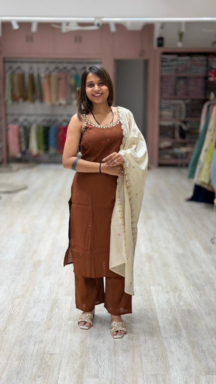 SHAGUN FASHION  Solid Kurta Palazzo Set with Embroidered Dupatta