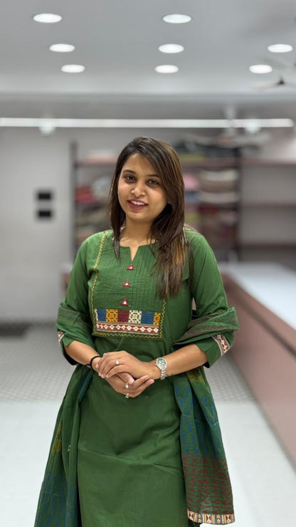 SHAGUN FASHION Ethnic Printed Kurta Set with Palazzo & Dupatta