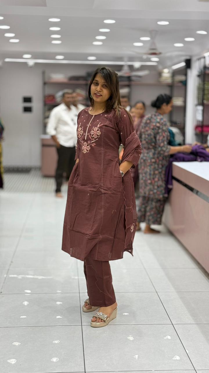 Embroidered Kurti Pant Set with Dupatta | Elegant Ethnic Wear for Women