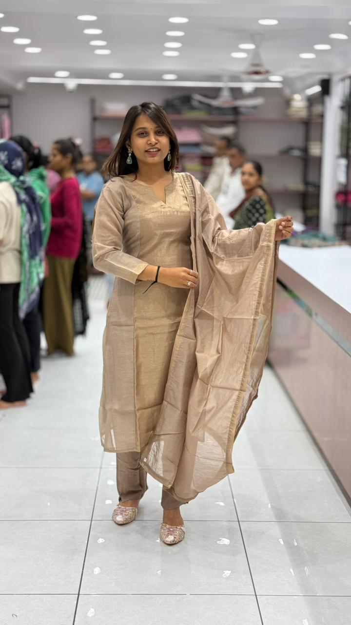 Elegant Silk Blend Kurti Pant Set with Organza Dupatta | Ethnic Wear for Women